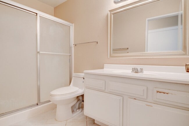 Building Photo - 20 Comanche Cir