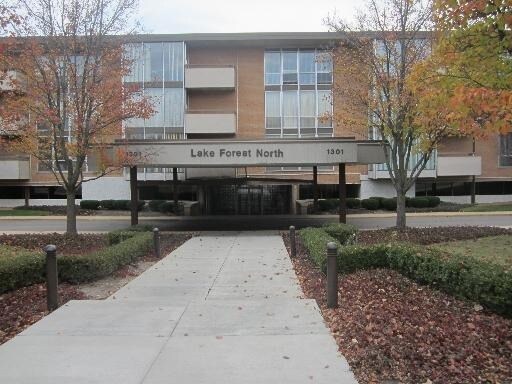 Primary Photo - 1301 N Western Ave