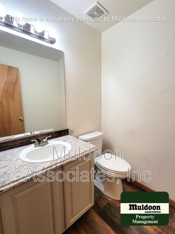 Building Photo - 4408 Bramble Ln