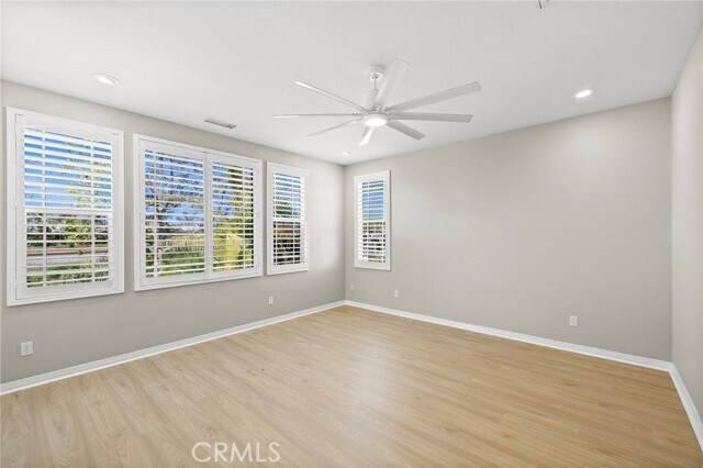 Building Photo - 6981 Shoreline Dr