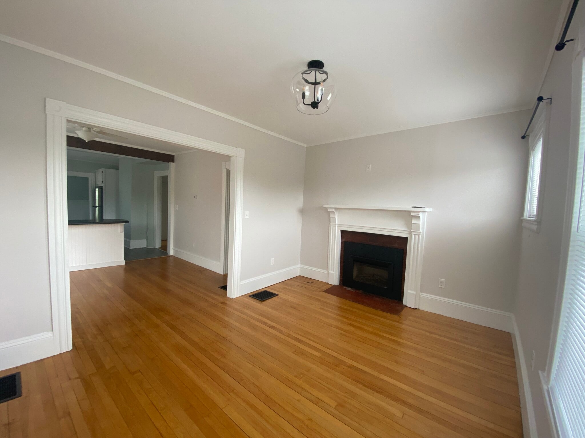 Building Photo - 71 Arsenal St