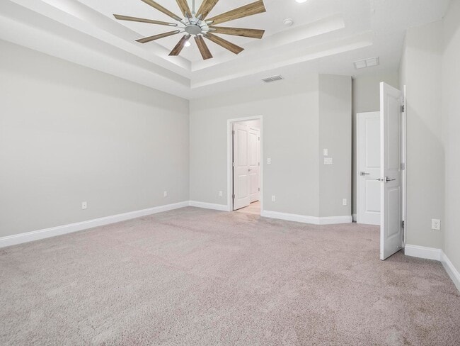 Building Photo - 4 bedroom, 3 bath home in Grand Landings G...