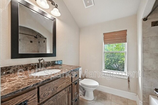 Building Photo - 5535 Willis Ave