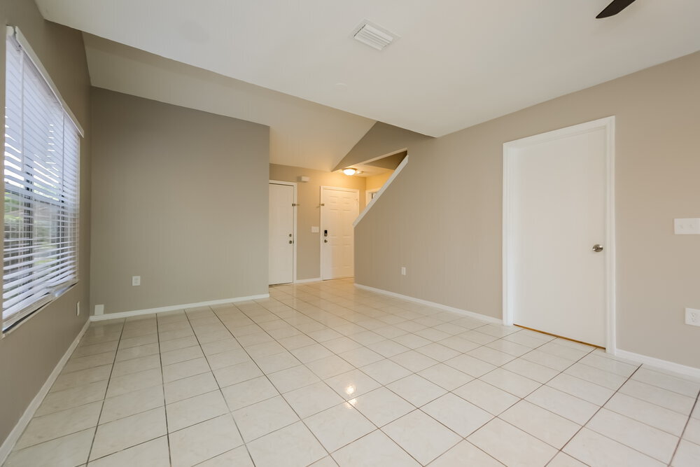 Building Photo - 2032 Tropic Bay Ct