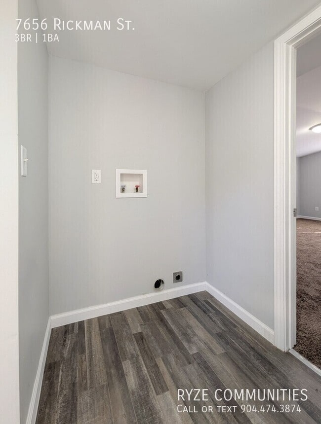 Building Photo - 7656 Rickman St