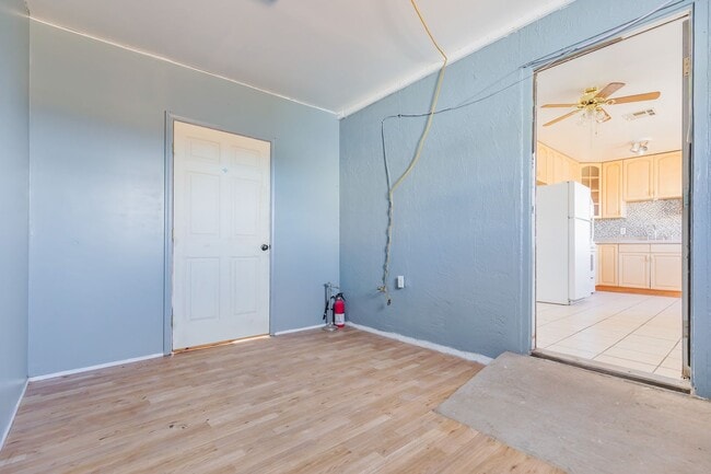 Building Photo - Charmful Remodeled Home with Refrigerated Air