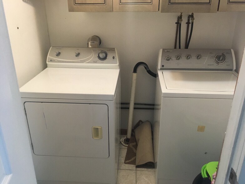 First floor laundry - 6811 Poland Center Dr