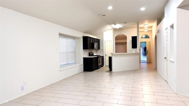 Building Photo - 6818 Hampden Point Ct