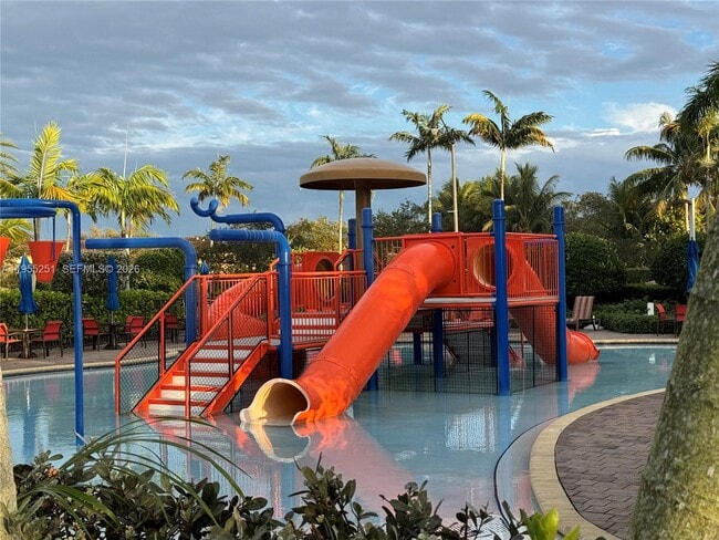 Building Photo - 394 NE 37th Ave