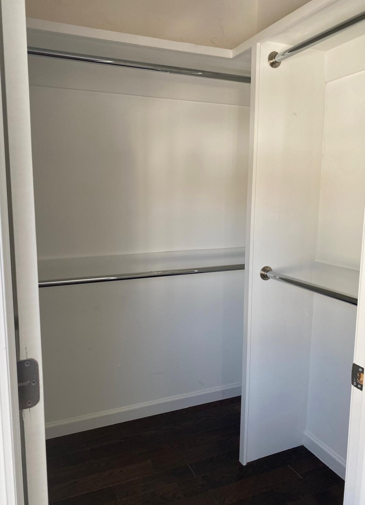 Walk-in Closet - 153 E 23rd St