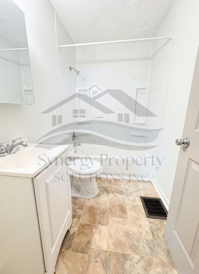 Building Photo - Rental Available