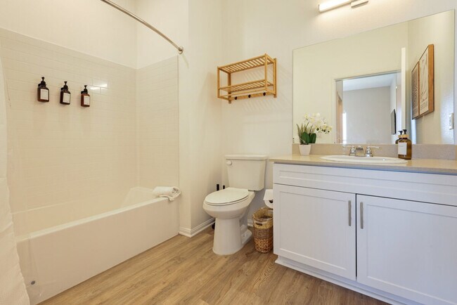 Building Photo - 4355 Ohio St