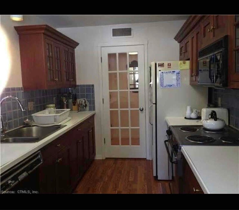 Building Photo - 65 Mallard Dr