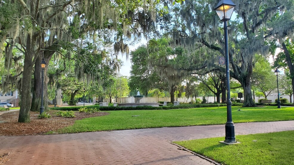 Building Photo - 105 W Oglethorpe Ave