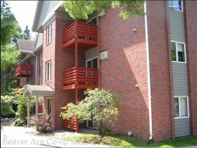 Primary Photo - 3505 Beaver Ave