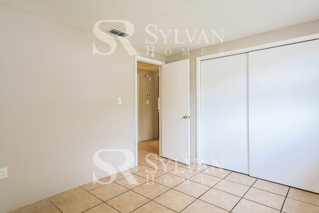 Building Photo - The Lifestyle You Deserve.