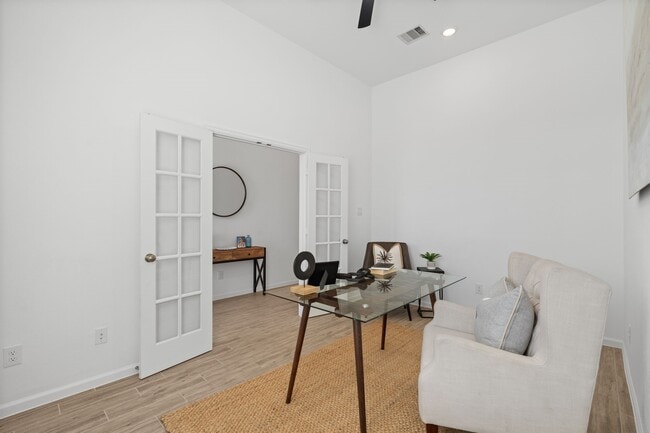 Building Photo - 3612 Paloma Fls Ln