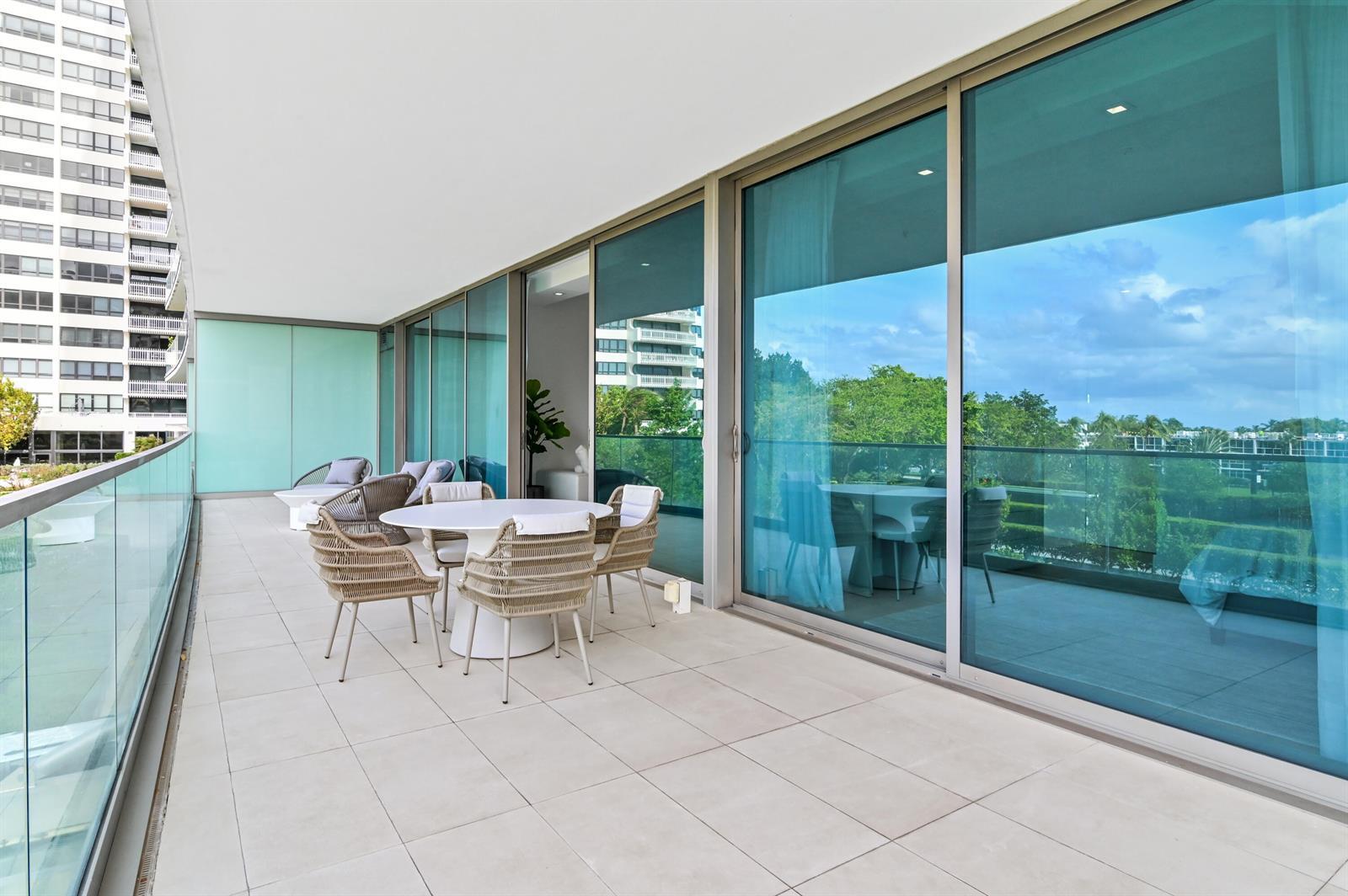 Building Photo - 10203 Collins Ave