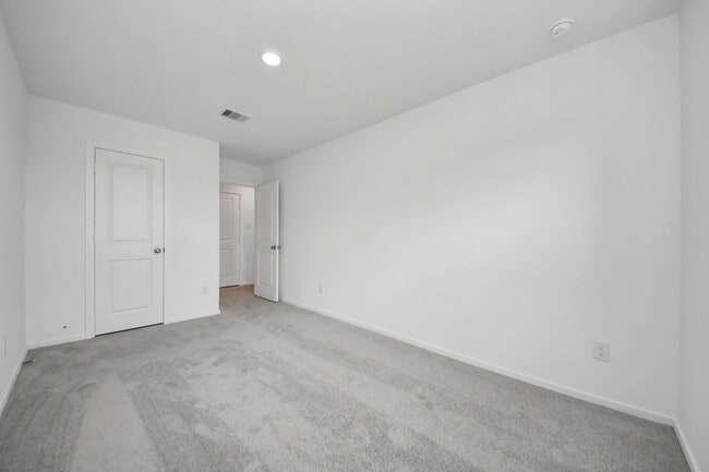 Building Photo - 13499 Sonali Springs Dr