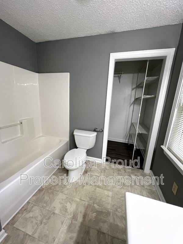 Building Photo - 487 Huntingridge Rd