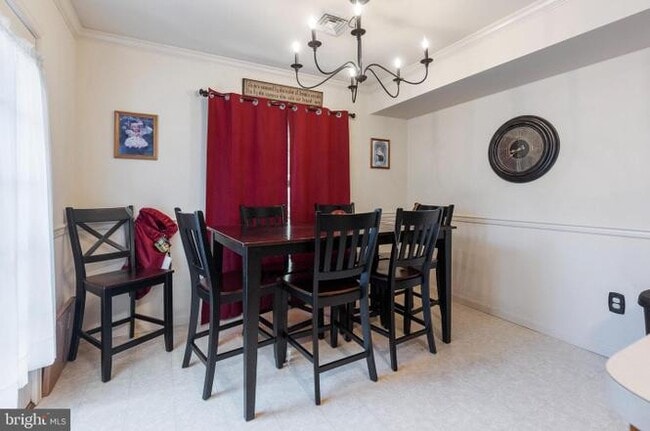 Building Photo - 16 Ashburg Dr