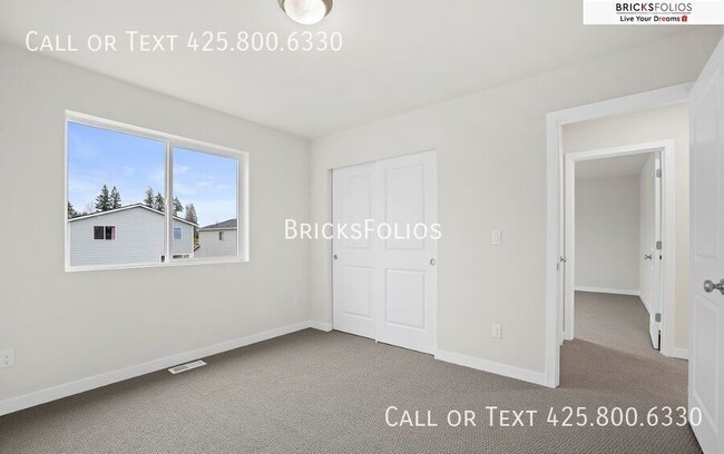 Building Photo - 5115 86th Ave NE