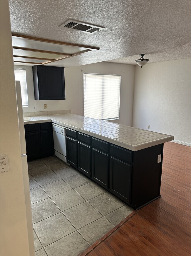 Building Photo - 9521 Sunken Reef Cir