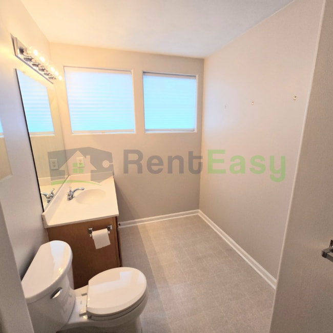Building Photo - 3023 Bay Shore Ln