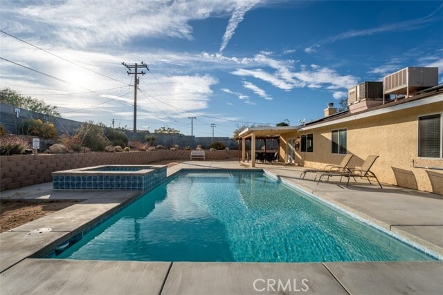 Building Photo - 60205 Latham Trail
