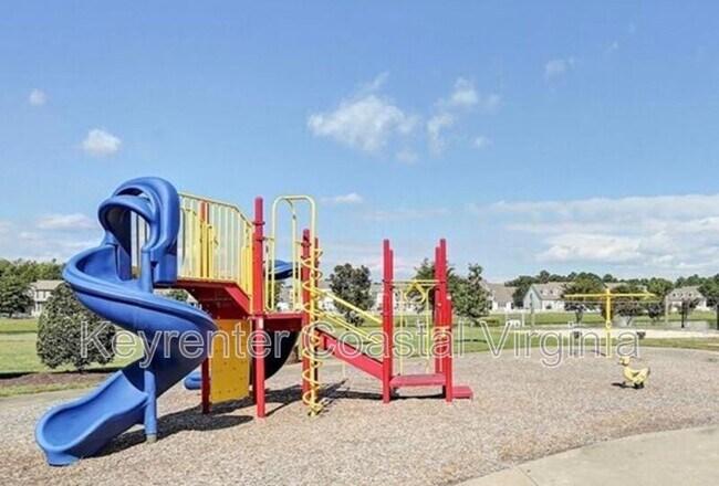 Building Photo - 1509 Broad Water Arch