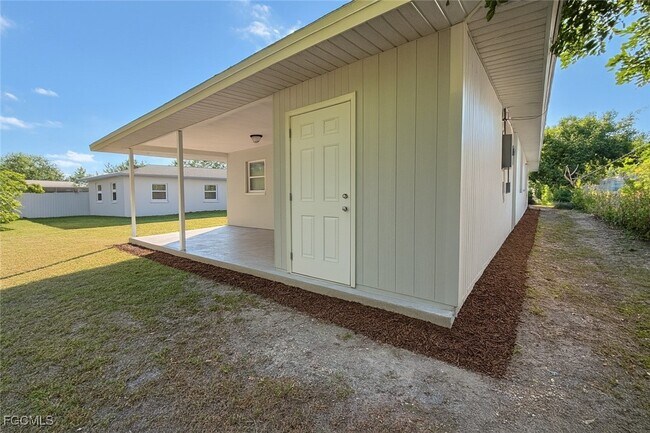 Building Photo - 5453 Eleventh Ave