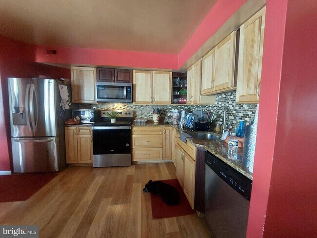 Building Photo - 1110 Sheffield Ct