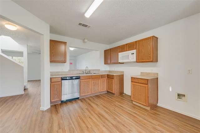 Building Photo - 9711 Brierwyck Dr