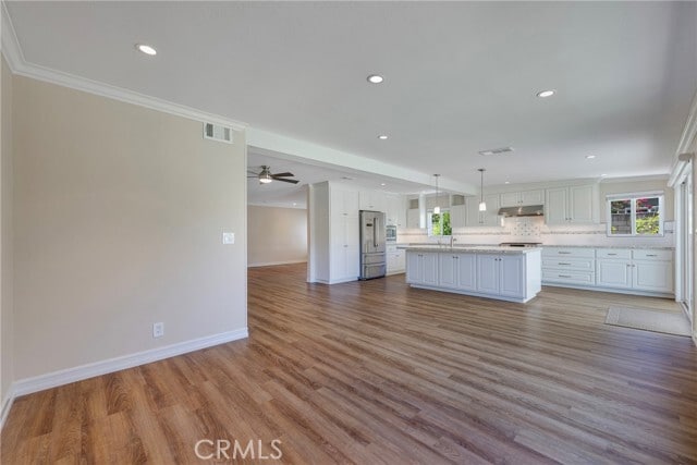 Building Photo - 20251 Ave Del Norte