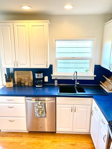 New sink - 4749 37th Ave SW