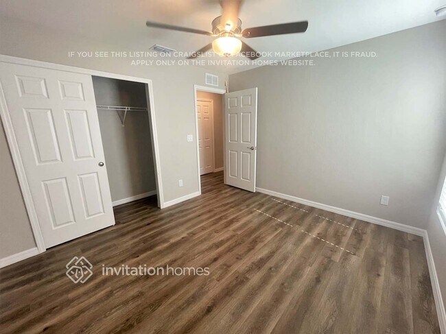 Building Photo - 21426 Dawson Ave