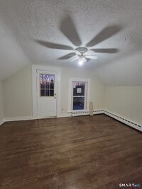 Building Photo - 260 Summit St