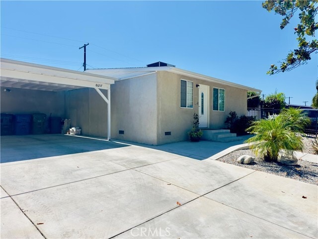 Building Photo - 8657 Ranchito Ave