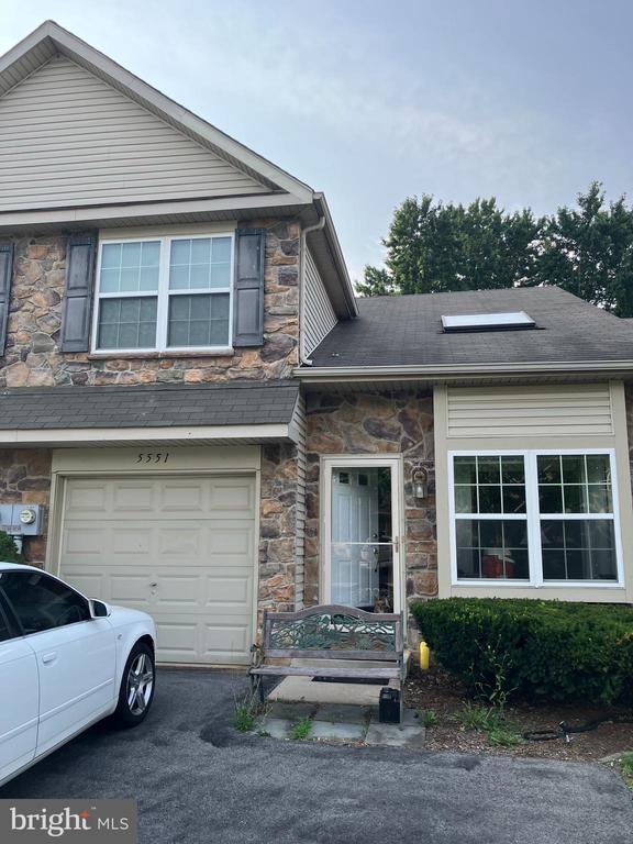 Primary Photo - 5551 Stonecroft Ln