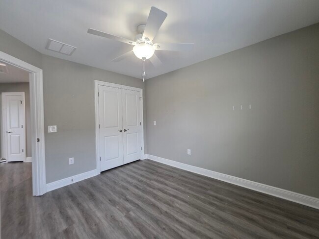 Building Photo - 2331 Hadleigh Hills Ct