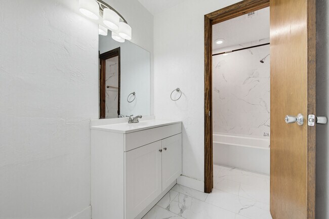 Building Photo - 7 Autumnwood Trail