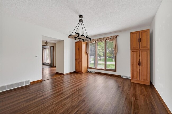 Building Photo - 7932 Harrow Ct