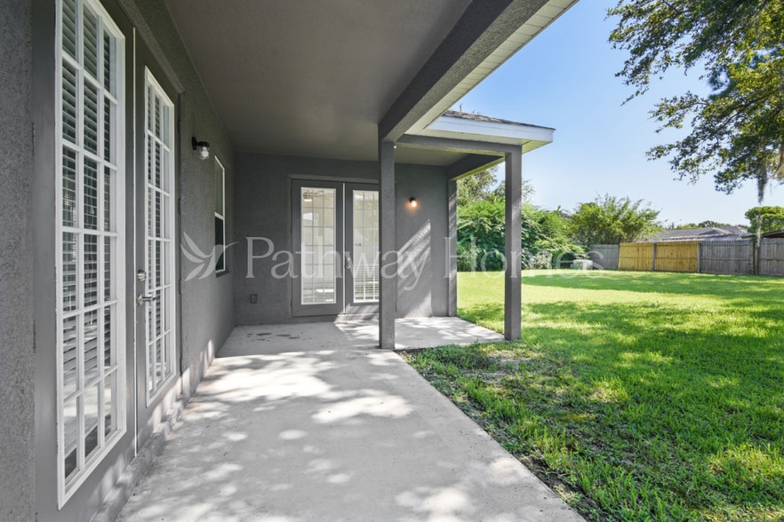 Building Photo - 2219 Bancroft Blvd