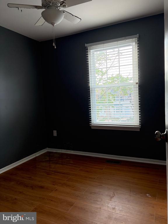 Building Photo - 6662 Ducketts Ln