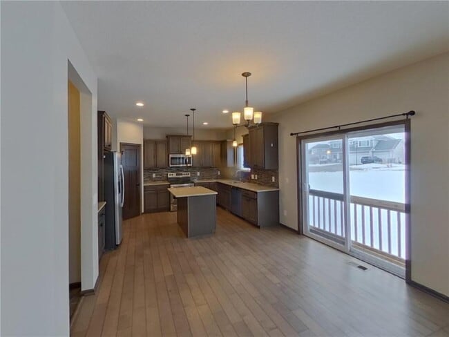 Building Photo - 16043 Estate Ln