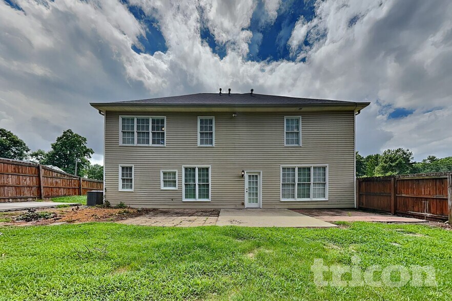 Building Photo - 4708 Tonkawa Bend