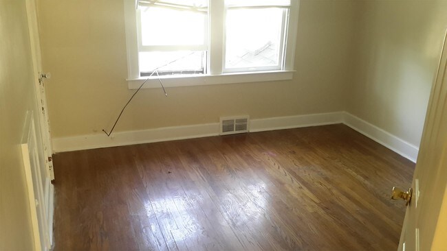 Building Photo - 4607 Marseilles St