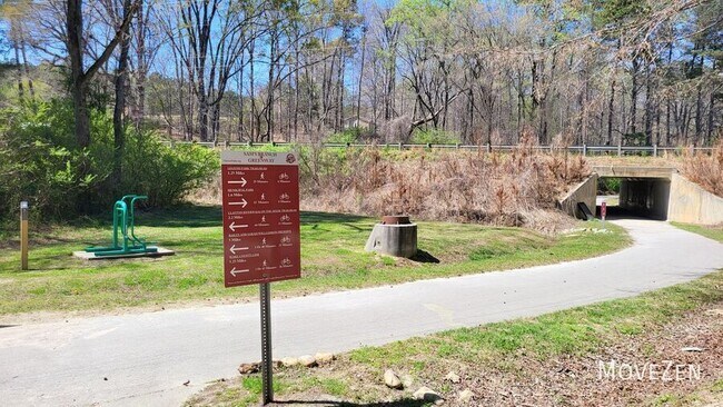 Building Photo - 155 Calluna Dr