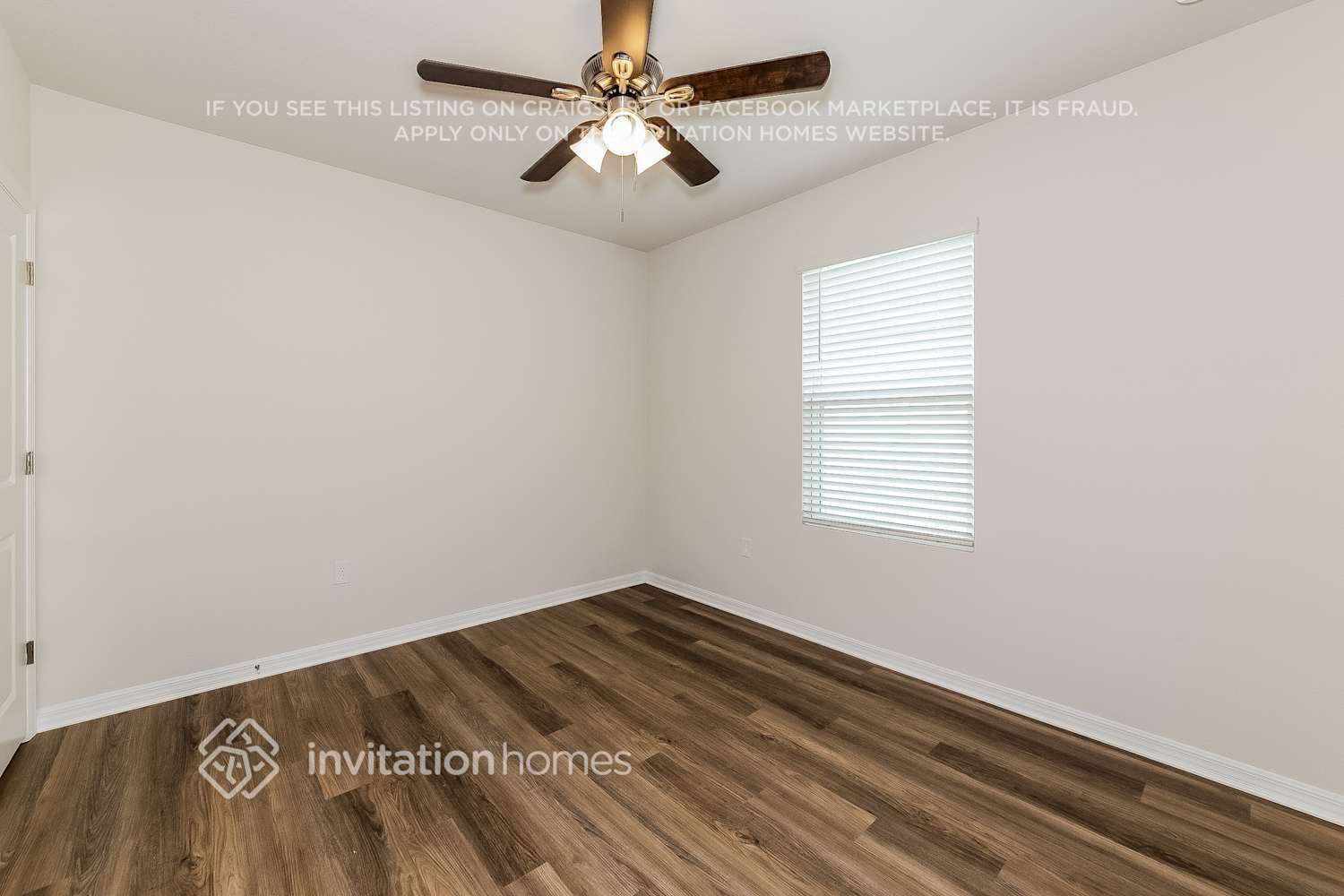 Building Photo - 8017 Majestic Palms Ct