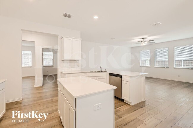 Building Photo - 5233 Rockrose Ln